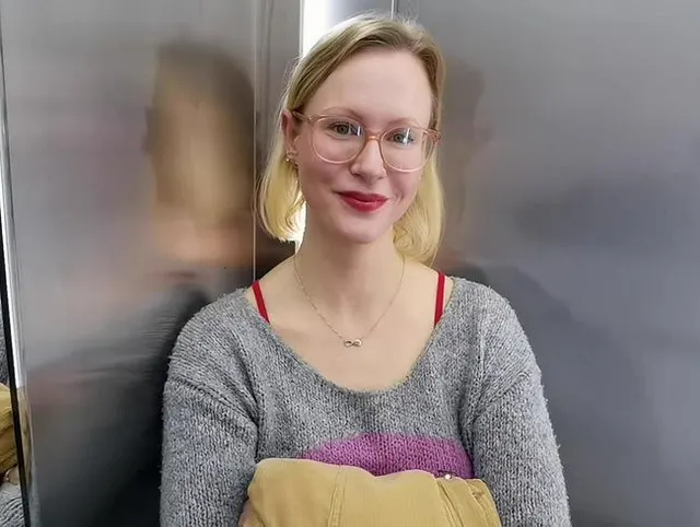 Angequatscht und direkt ins Zimmer gefickt!